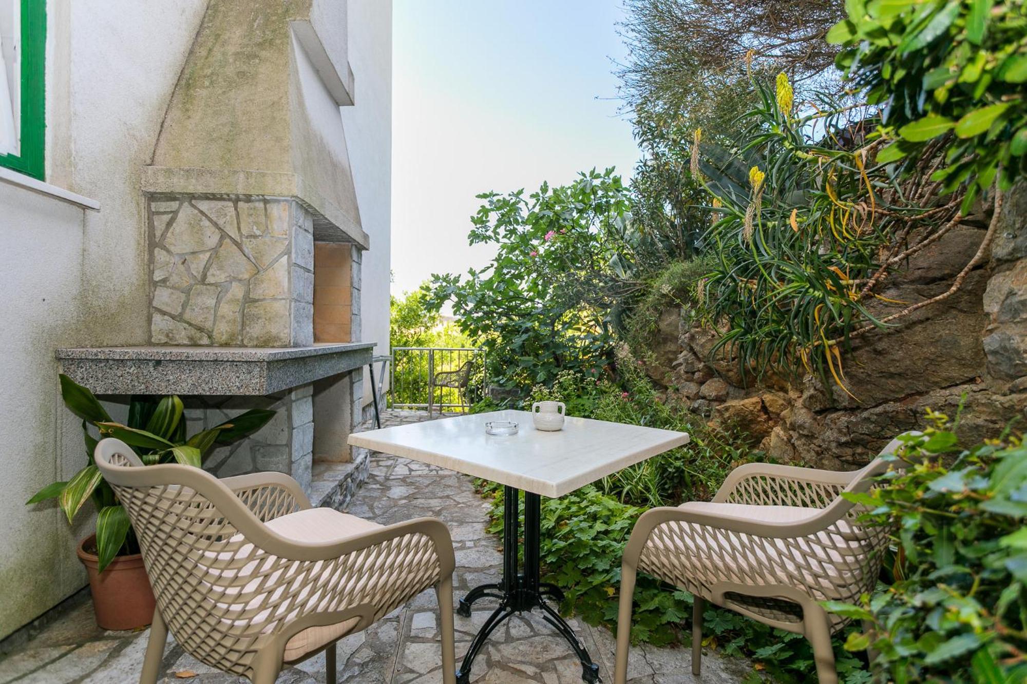 Apartments Delfin クルク エクステリア 写真